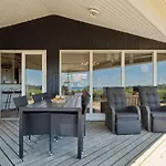 Garbine - 400m From The Sea By Interhome *