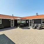 Garbine - 400m From The Sea By Interhome *